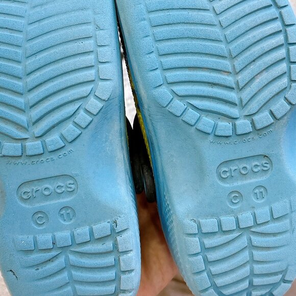 3-5 YEARS OLD BOY CLOTHING, CROCS, SOCCER TOY - Picture 8 of 13